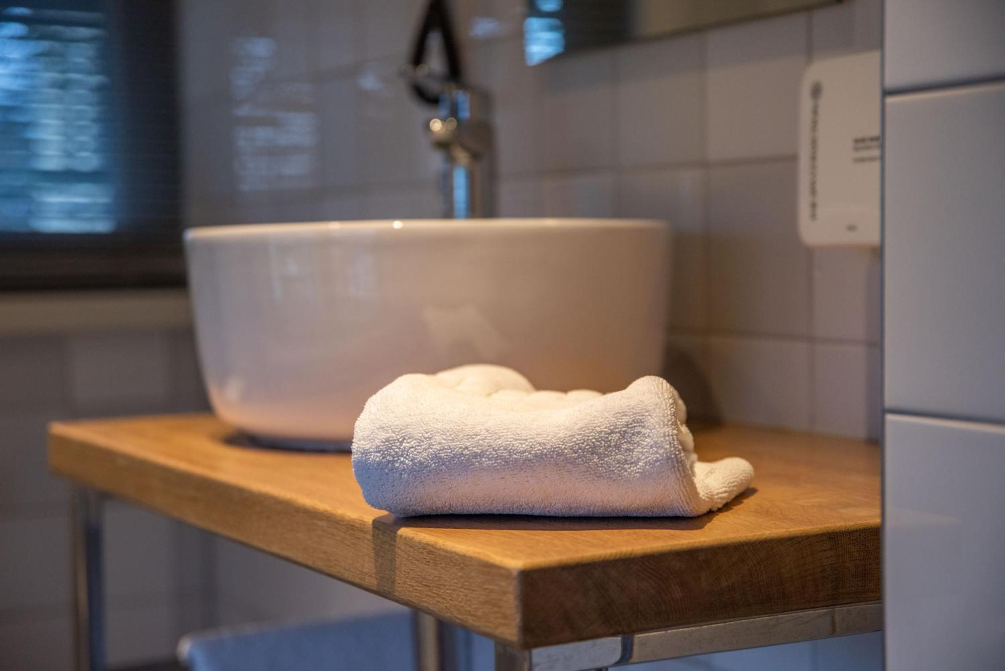 De Zwaan Delden Hotel Bagian luar foto